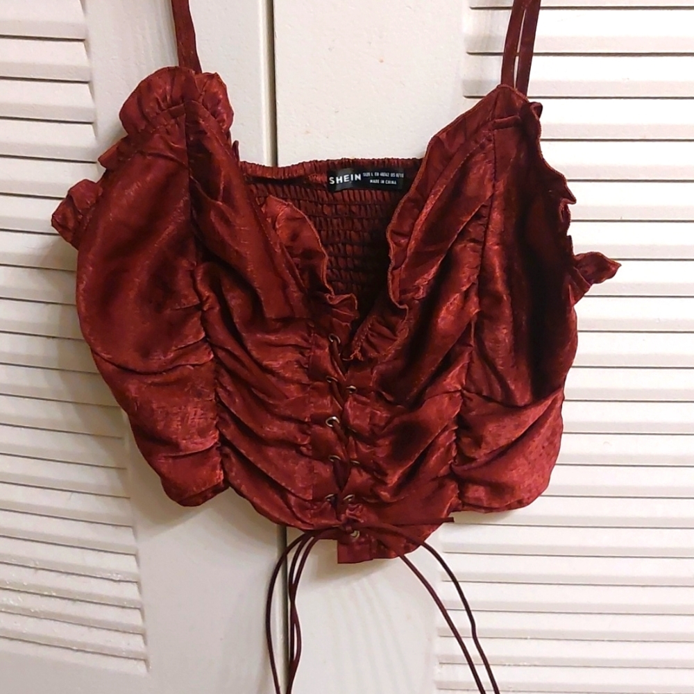 Cute Burgundy Cropped Top NWOT